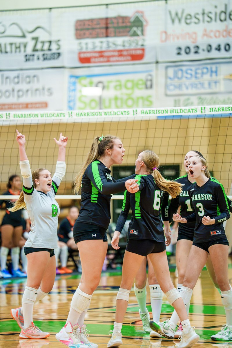 harrisonvball's tweet photo. Wildcats win vs. Taylor 3-1!! ๐๐ค
#ThinkBig #FindYourGreatness https://t.co/rrk6xYHP44