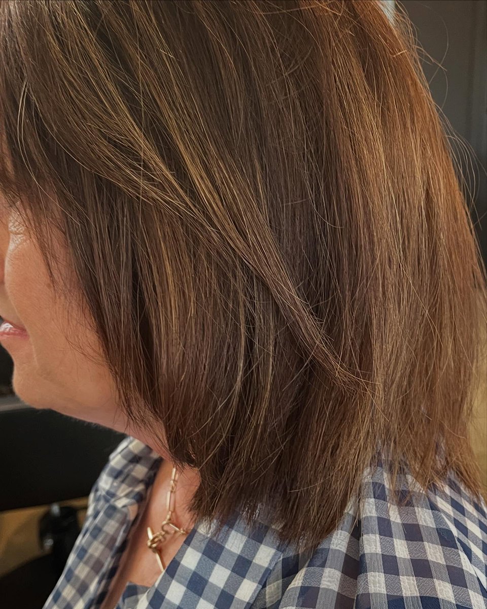 ShamithaNinha's tweet photo. You never know how much a hair topper can boost someone’s confidence. Swipe for the before. https://t.co/2Ne8ZdfkQY