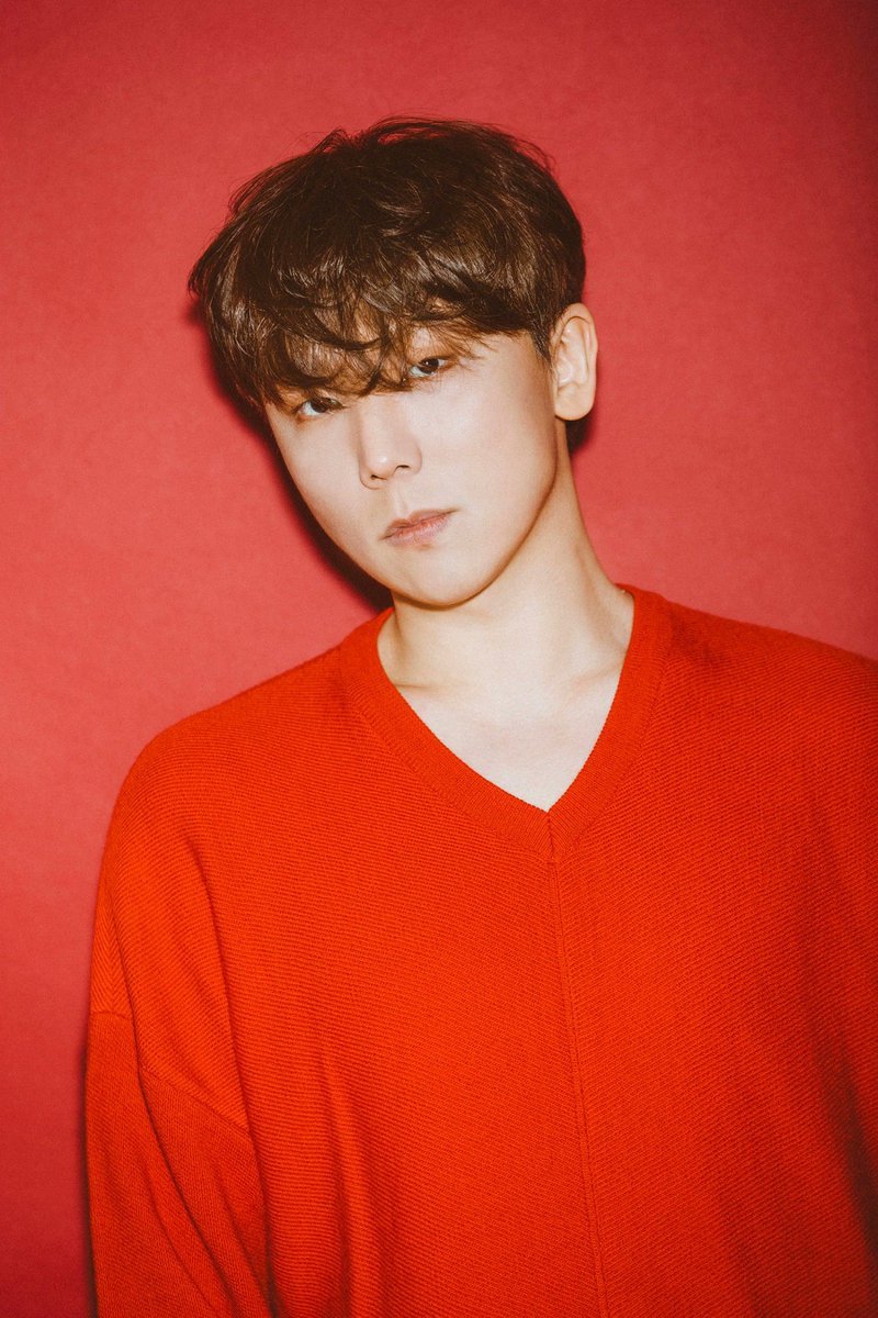 UpdateKBoys's tweet photo. Feliz aniversário para o Junggigo que hoje completa 46 anos! 🎉
#HAPPYJUNGGIGODAY
#JUNGGIGO #정기고 https://t.co/B0toQ8JEdC