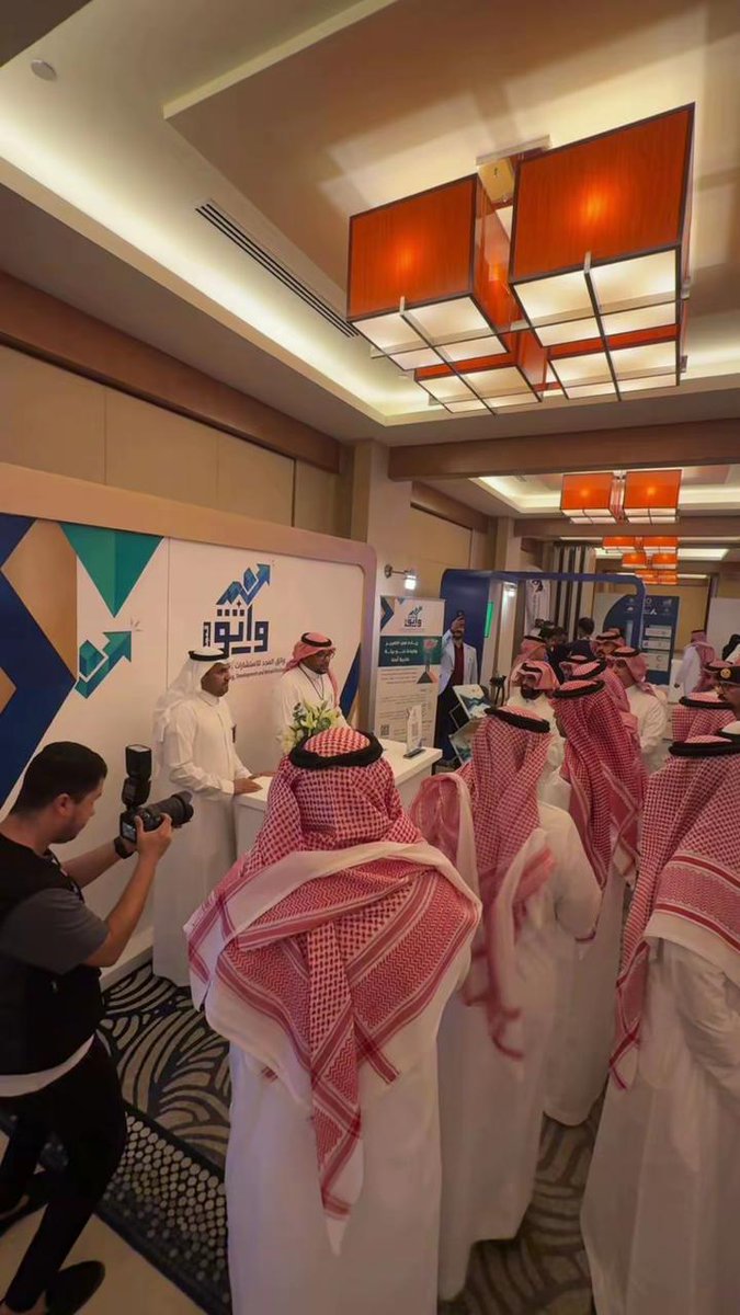 WATHQALMAGD1011's tweet photo. فعاليات المؤتمر الثالث للصحة النفسية بتبوك الراعي الذهبي للمؤتمر شركة واثق المجد للتأهيل وحضور جماهيري قوي للمؤتمر وزيارة جناح الشركة بالمؤتمر https://t.co/ChrJewYX5S