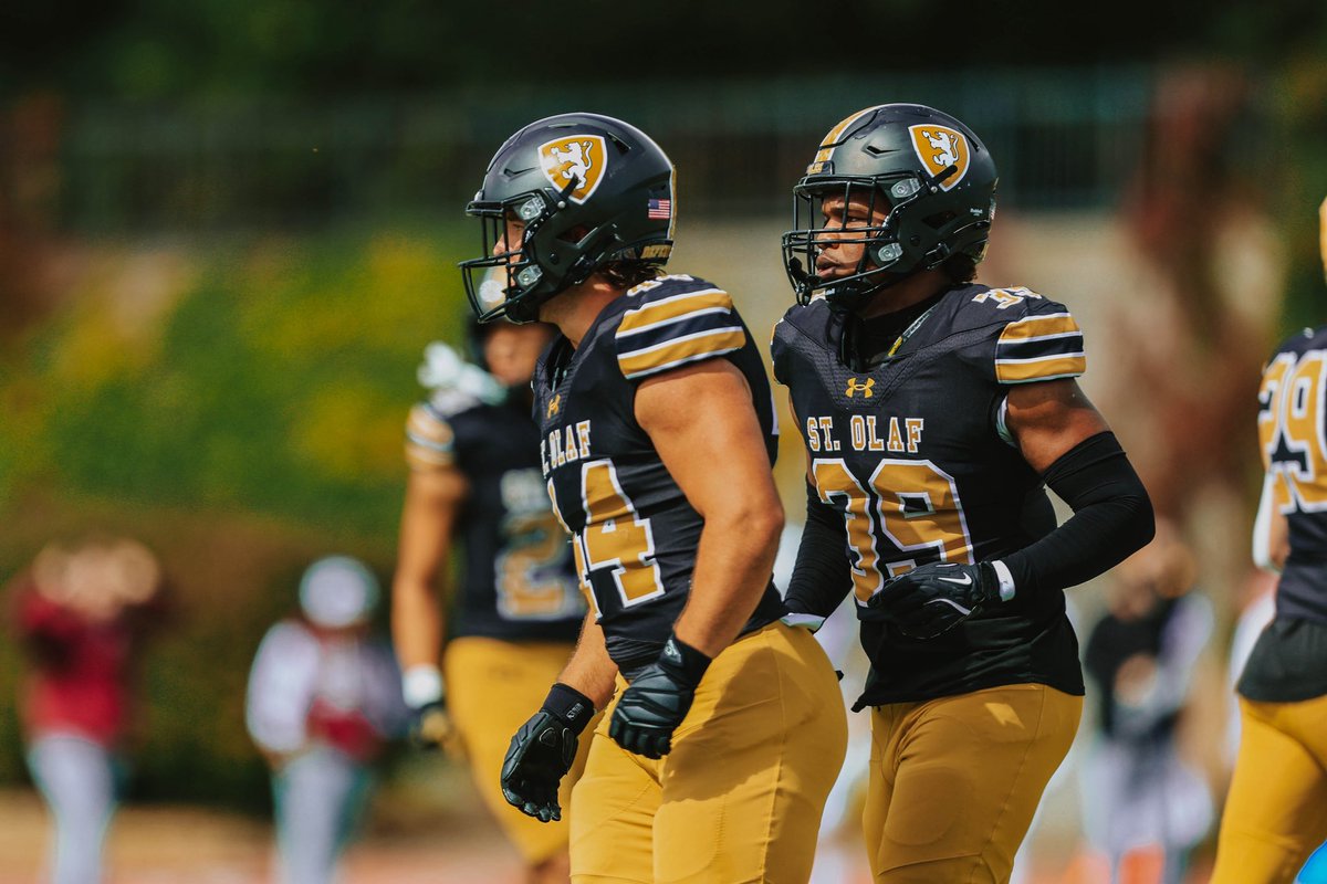 StOlafAthletics's tweet photo. 𝐒𝐂𝐇𝐄𝐃𝐔𝐋𝐄 𝐂𝐇𝐀𝐍𝐆𝐄

Kickoff for @StOlafFB’s opener at Loras on Saturday has been moved back to 7 p.m. due to the forecasted high temps.

#UmYahYah | #BuildingChampions | #d3fb https://t.co/13HpN7agqI