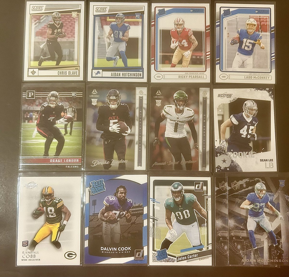 TommysHobbyChnl's tweet photo. #THCStackSale01 Night 5
Post 11

Football - .50 cents each
Refractors &amp; Parallels!

PWE 1-4 cards $1.50
BMWT $6
Orders over $75 ship free!
International shipping would be at cost

PayPal and Venmo accepted!

Retweets appreciated 😁
#THCStackSaleFootball https://t.co/uggNpG83fc