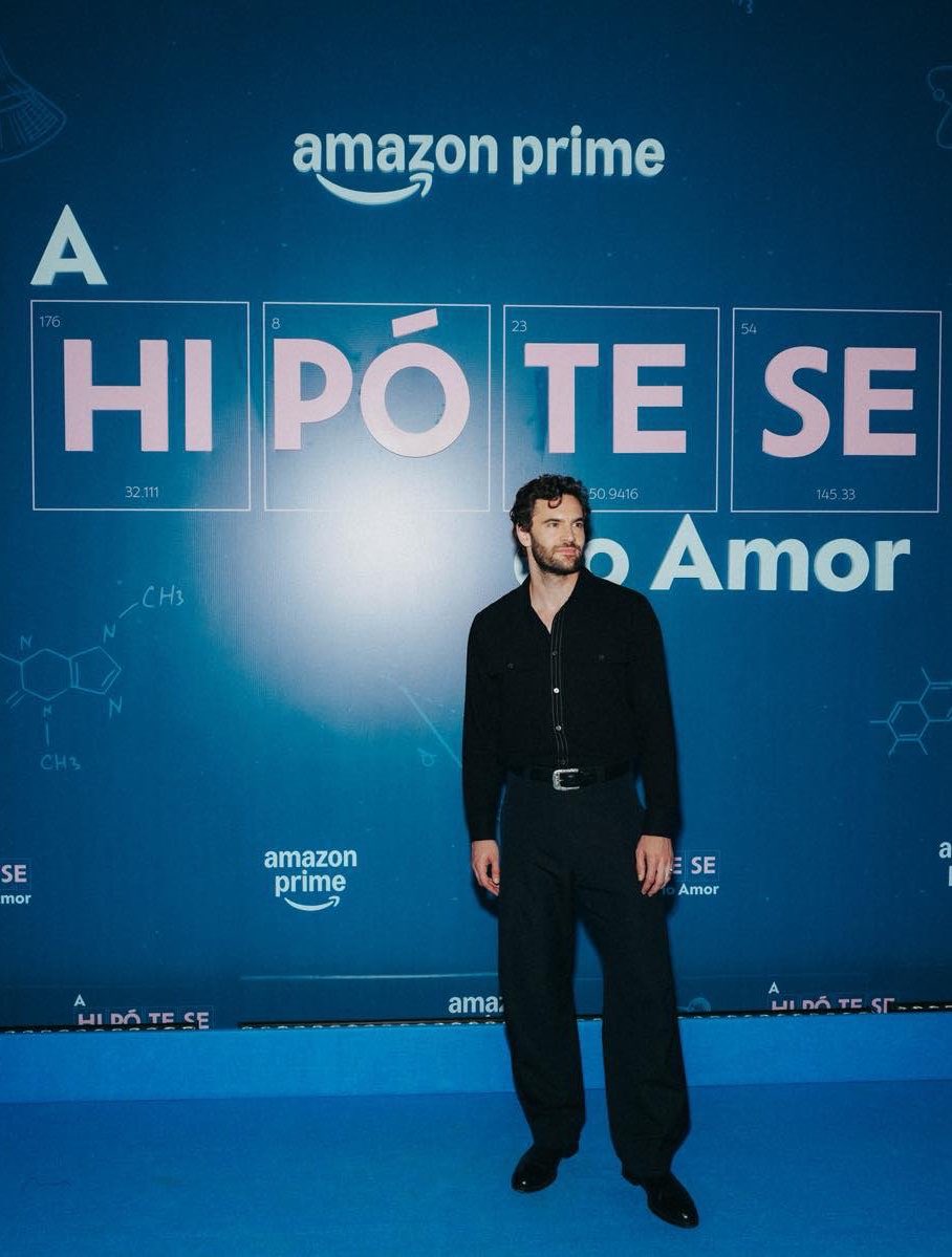 alexthgreatest's tweet photo. gratidão por ter #eles como olive smith e adam carlsen https://t.co/qWRiwvneEH
