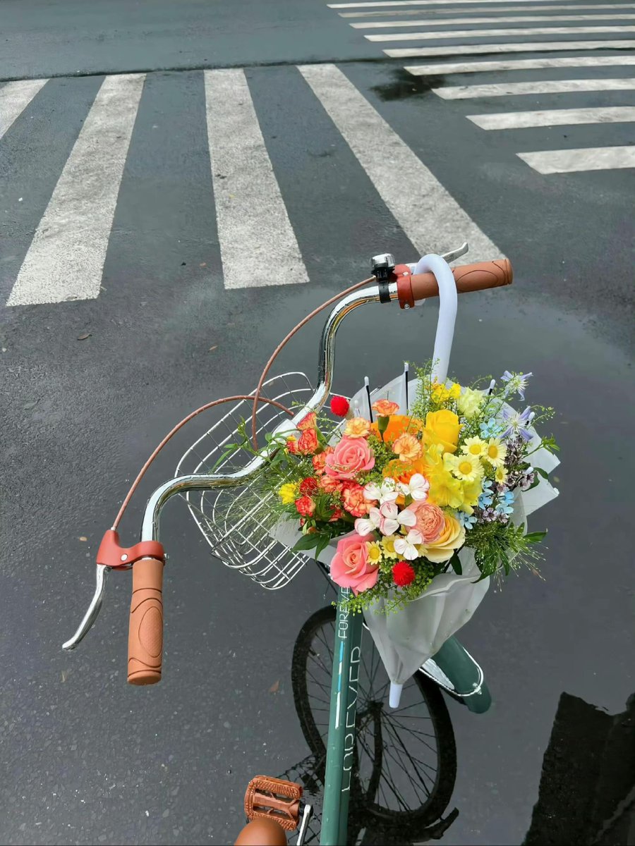 VitoEllingahn2's tweet photo. 時折感じる静かな高揚感に身を任せてみるのも悪くない。 https://t.co/F3eUBS2VkC