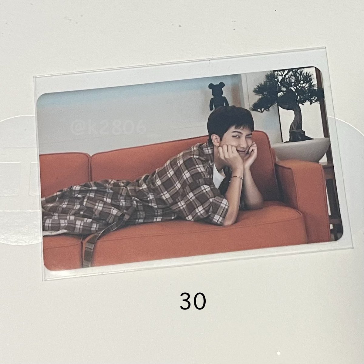 k2806_'s tweet photo. ปล่อยการ์ดค้าบ พอดีมีซ้ำ

การ์ดนัมจุม 30 คับ
เดินทาง 40 📮

#ตลาดนัดบังทัน นัมจุน https://t.co/fWr2EbWoO5