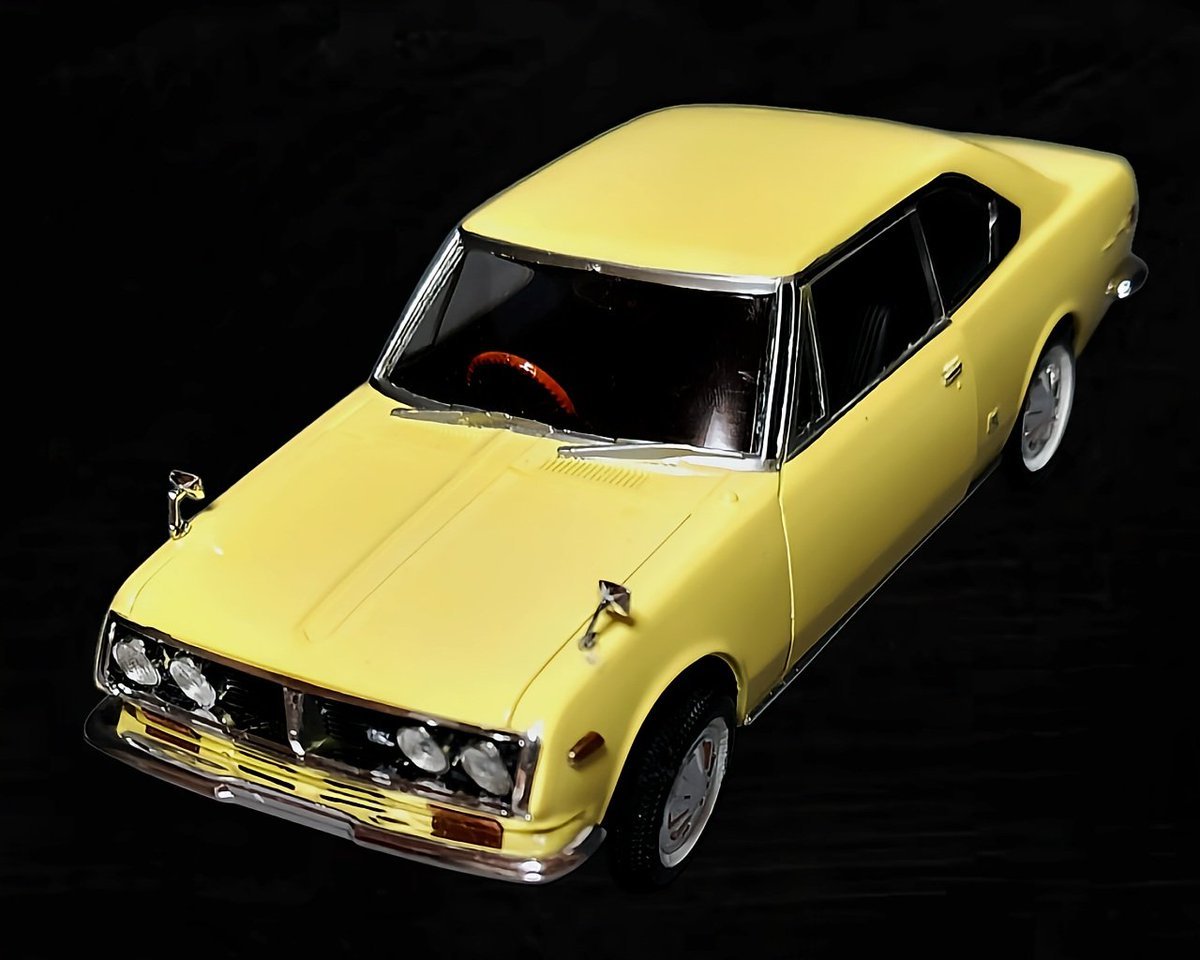 watapapa45's tweet photo. T70 Series TOYOPET CORONA MARKⅡ 

ニチモ 1/20トヨペット コロナ マークⅡ  1900 HT GSL https://t.co/HaKao7VahX