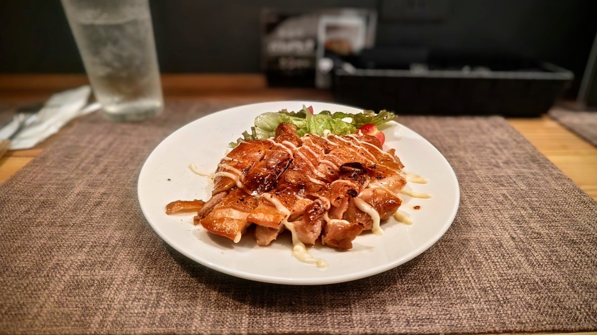 mrchilodren's tweet photo. 東京都 杉並区 高円寺北２丁目
『kitchen &amp; BAR Animare【ｱﾆﾏｰﾚ】』

🥗 おまかせ前菜盛合わせ
🐟 目鉢鮪のカルパッチョ
🐔 チキンソテー 照り焼きソース

全部旨い！深夜洋食店。

詳細はInstagram
https://t.co/HsK8Adyo1G

#高円寺グルメ #animare #アニマーレ
#深夜洋食店 #チキンステーキ https://t.co/f4U1GIU9iq