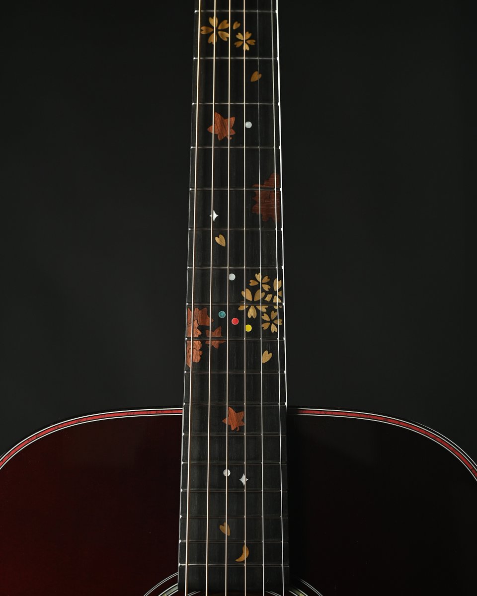 DeviserGuitars's tweet photo. 🍁🌸四季桜2026 Aska Team Build Series🌸🍁
小原観光協会より譲り受けた、四季桜の剪定枝をインレイに使用🌳
小原の地で育った四季桜そのものを宿した、唯一無二の意匠です✨
#HeadwayNewModel
#Deviser_NowOnSale https://t.co/Y1PjM8kYGm