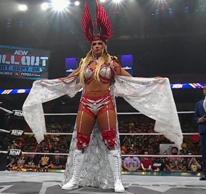 NVhowlingWolves's tweet photo. 2 Things that tell u it's serious now in a match with
The Megasus @meganbayne 🤍🪽
Headdress taking off & using the
The #MegaBomb 🪽💣
To put the final nail in the coffin!!!
It ALL Happened on Tonight's #AEWDynamite https://t.co/ybWLsCF9Sl