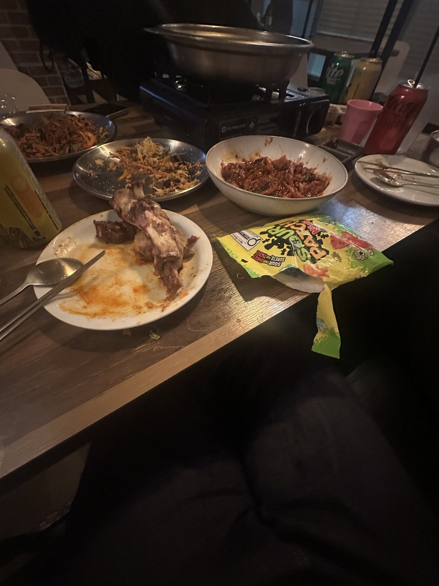 jaeheejae0506's tweet photo. 여자들끼리 6시간동안 얘기만함 술게임 없이 ㄹㅇ 값진대화 https://t.co/8xdzHKjFrU