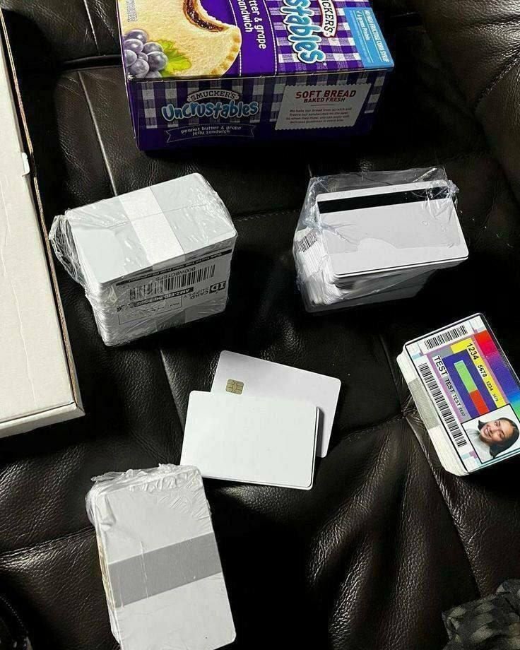 anonymous_1o7's tweet photo. $10,000 available balance for delivery dm with your location https://t.co/wCupMBafTa