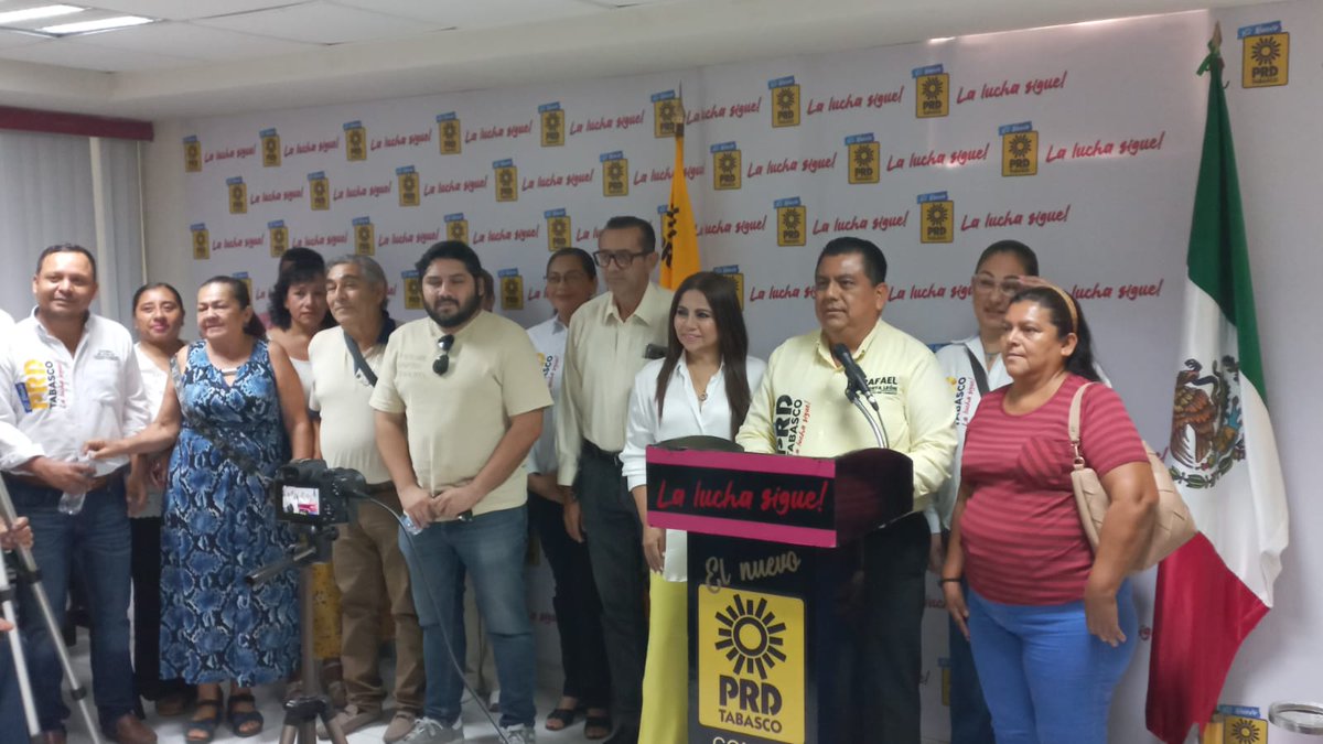 AhoraTabasco's tweet photo. 🔴#AHORA| #PRD perfila candidaturas de #Mujeres en tres municipios de Tabasco.
|#Villahermosa |#Tabasco |#Noticias |#AhoraTabasco
Nota aquí: ⬇️
https://t.co/5vMbIru9x5 https://t.co/5RLBCPsmVD
