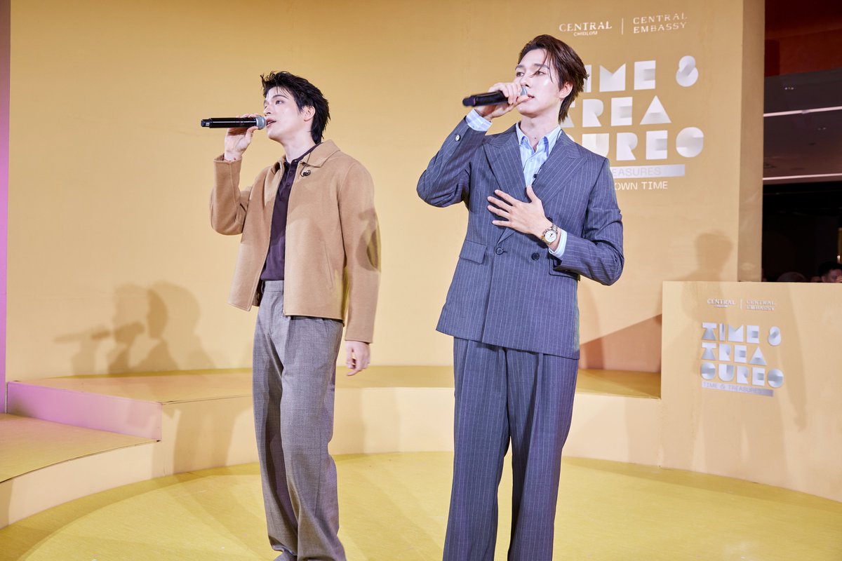 Centralnews's tweet photo. ช่วงเวลาอันน่าจดจำ จากงาน TIME &amp; TREASURES ที่มี สกาย วงศ์รวี และ นานิ หิรัญกฤษฎิ์ มารังสรรค์ช่วงเวลาในค่ำคืนนี้ให้กลายเป็นความทรงจำสุดล้ำค่า ⌚️ เมื่อ 2 ก.ย. 69 ที่เซ็นทรัลชิดลม
⁣
อย่าลืมกดติดตาม Central Department Store และรออัปเดตกิจกรรมสุดเอกซ์คลูซีฟในครั้งต่อไปกันนะ https://t.co/CcHv2zRW9D