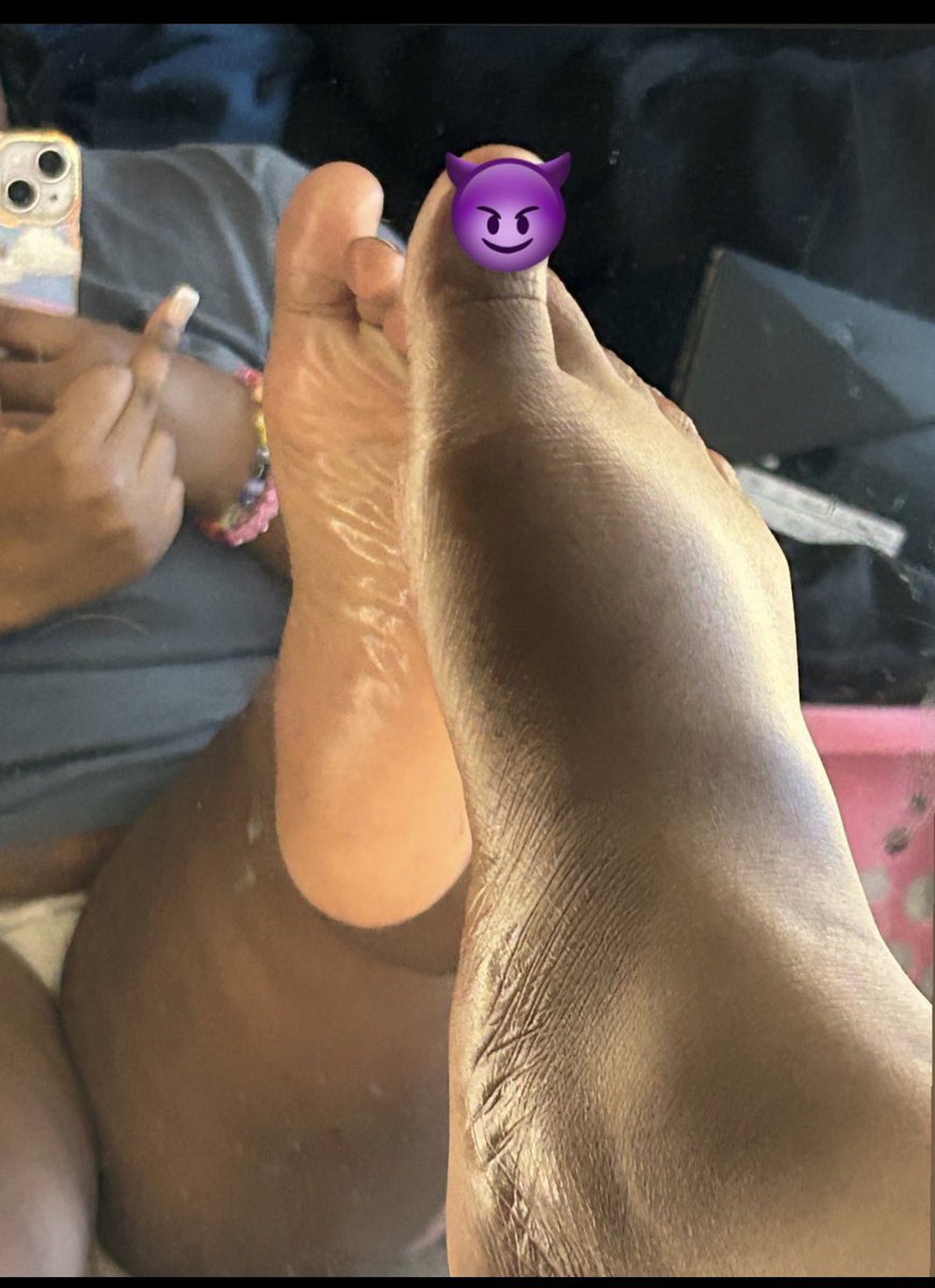 MiriamEuro's tweet photo. A little reminder of how pathetic and loser you are. And yes, you should be grateful that I still pay attention to u, beta 🦮💧

#SPH #SmallDickHumiliation #Femdom #Humiliation #Findom #Goddess #betaslave #chastity https://t.co/7gyHPZtkyE