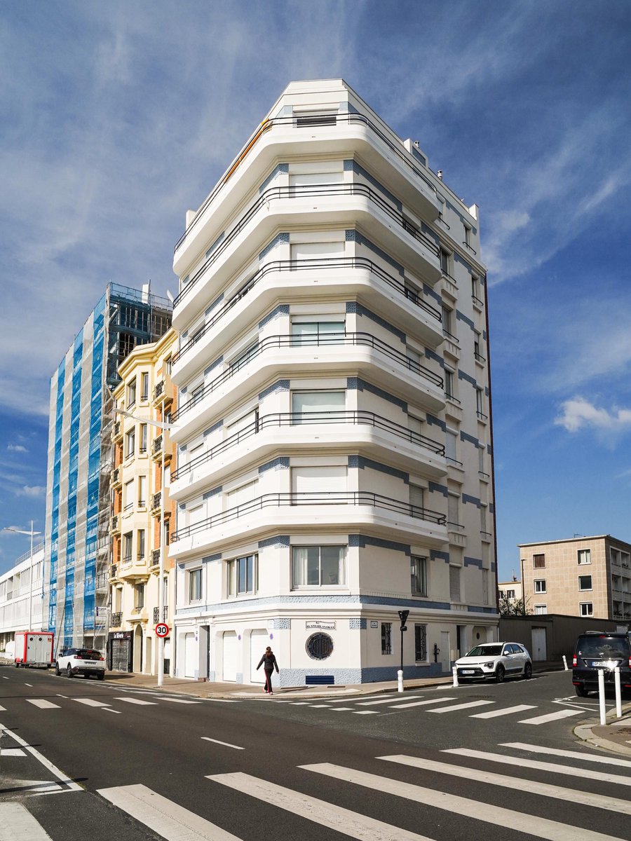 RaykinV's tweet photo. Le Havre, from a wider perspective. https://t.co/wXguc6S011