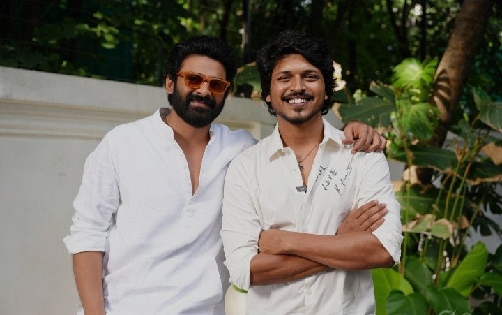 MeherRamesh's tweet photo. #Romanchakam ❤️ Hearing great reports from premiers it’s fun filled ride full length ❤️congratulations Debut Director Dear Venu &team 🎉@VangaPictures @VangaPranay & Maverick @imvangasandeep bros produced  a super fun film for all audiences ❤️

Big Congratulations to Hero @Sumanth7Prabhas   
heartthrob @Ananthika108 entire team 
@vasukivaibhav @pavan_pappula @romanchakamfilm @AsianCinemas_ @AAFilmsIndia @NirvanaCinemas @tseriessouth @anilandbhanu @SKMedia_PR @wallsandtrends