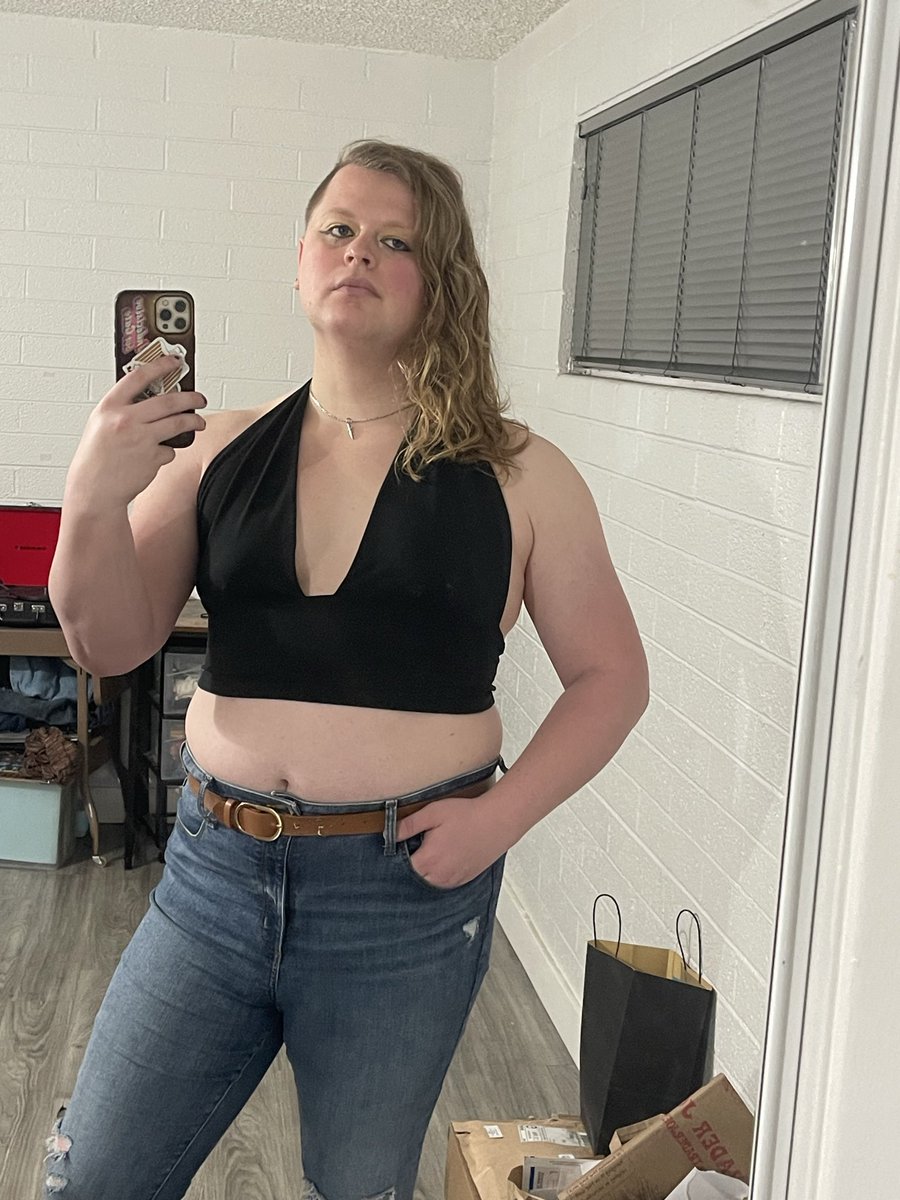 MarxistHeathen's tweet photo. 1 day / 1 year / (almost) 3 years HRT https://t.co/As0vmcgIlP
