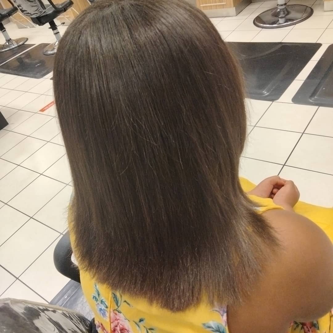 SungSuggs's tweet photo. Before and after: blowout and press. https://t.co/f3y5pHPiTv
