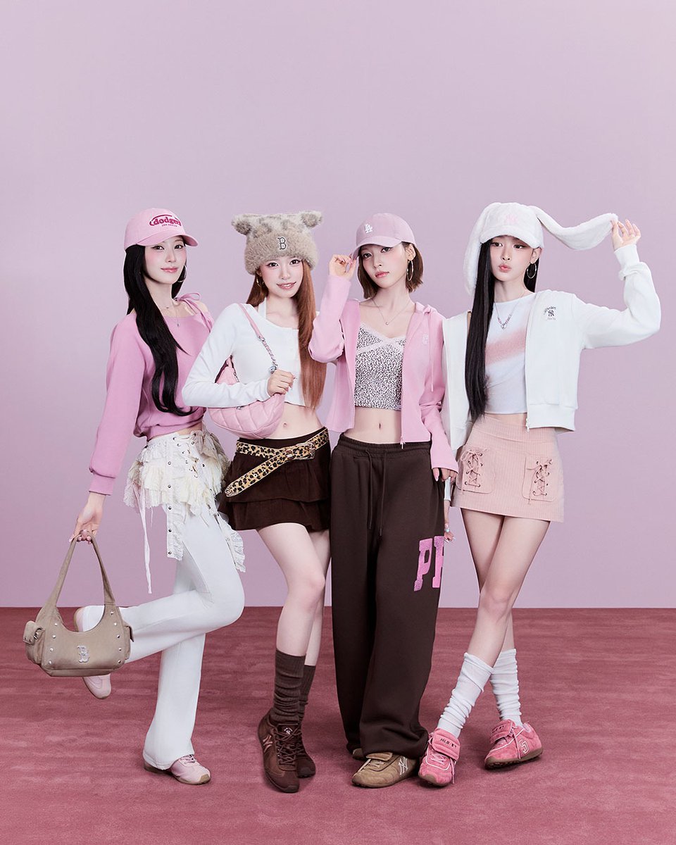 RESCENEGLOBAL's tweet photo. #RESCENE for MLB Korea 👟

#LIV #MINAMI #MAY #ZENA
#리센느 @RESCENEofficial https://t.co/uAS18jf33D