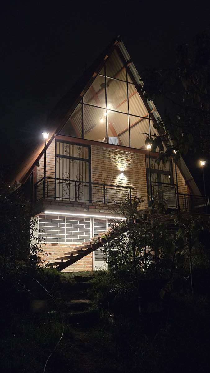 Andypan4's tweet photo. 📸🏡😍🥰 https://t.co/3DWb0vq6k0