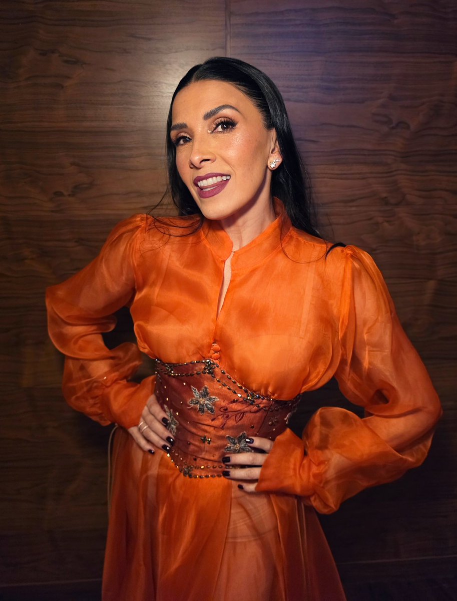 DalilahPolanco's tweet photo. Hotvita para ustedes ❤️‍🔥 presentación @tierradeamorycoraje

#ChingazoDeBesos 💜 #ChingazoDeAmor 

Stylist @andreakmargo 
Vestido #IsabelLedezma 
Foto @pablo_chagra https://t.co/n6jbX0fttQ