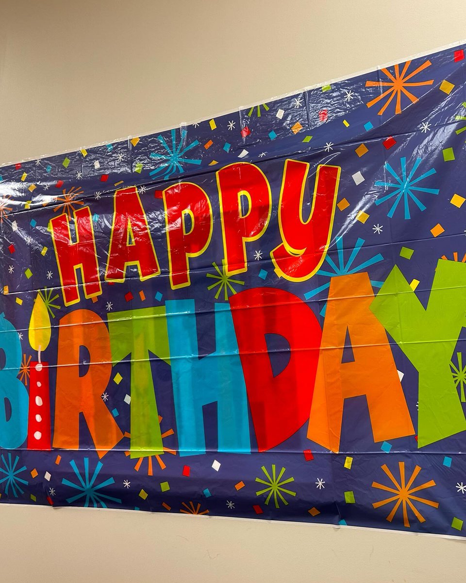 Bobbyruther1's tweet photo. 25年前の今日、イケてる私が生まれた🤣🤣🤣🤣 お誕生日おめでとう、私！ https://t.co/GLe7Vx2xzY