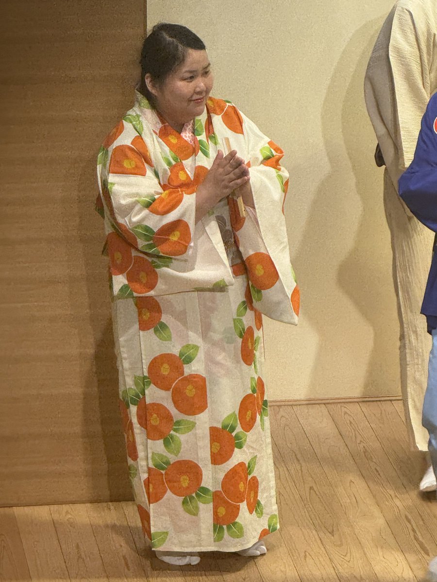 ContinueSeaf's tweet photo. 昨日は喜楽館アワード2026
ぽんぽ娘姉さんの応援に行ってきました
賞レースのトップバッターでもお構いなしのぽんぽ娘ワールド全開の噺は最高に面白かった
#桂ぽんぽ娘
#喜楽館アワード2026
僕の予想では当然ぽんぽ娘姉さんが決勝に行くと思っとったんです��どね！ https://t.co/228KelgMpM