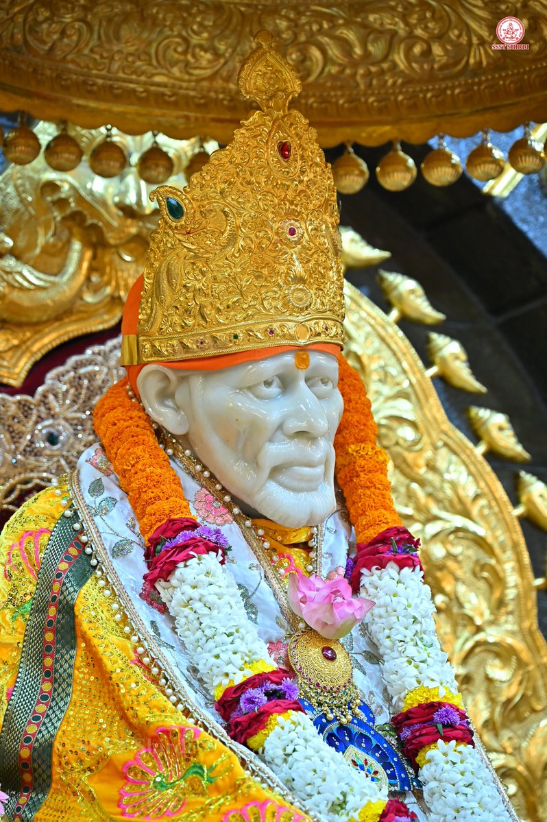 Gottipati4546's tweet photo. *!! ॐ साई राम !!*
*श्री साईबाबा संस्थान विश्वस्त व्यवस्था,शिर्डी*
*!! ॐ Sai Ram !!*
*Shri Saibaba Sansthan Trust, Shirdi*
≈≈≈≈≈≈≈≈≈≈≈≈≈≈≈≈≈ 
*आरती :-शिर्डी माझे पंढरपुर*
*गुरुवार ०३ सप्टेंबर २०२६*  
*Aarti :-Shirdi Majhe Pandharpur*
*Thursday 03 September 2026* https://t.co/sqmi6xRooN