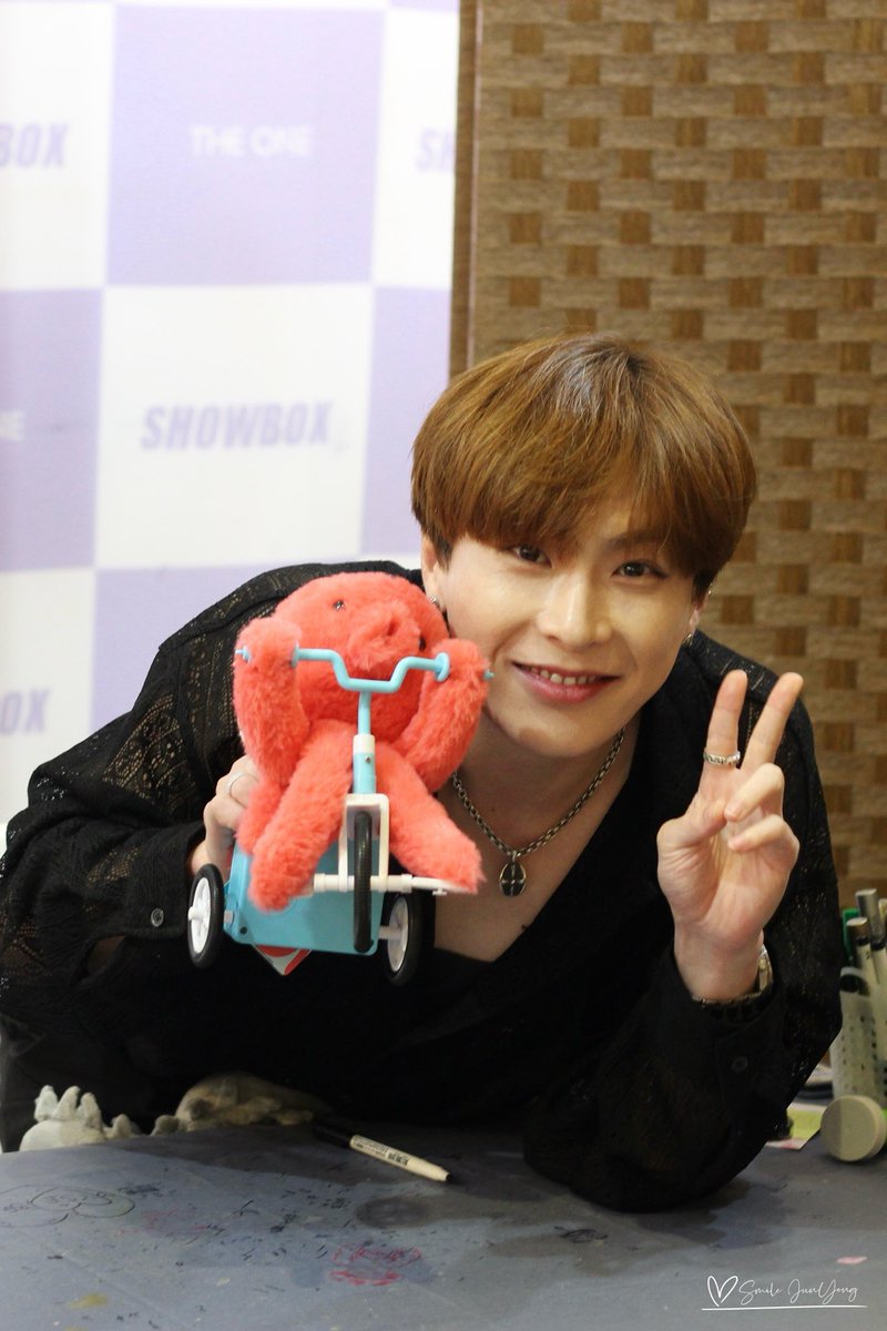 Smile_JunYong_'s tweet photo. D&T☺︎
2026.08.29 사인회���
#D&T #디앤티 #치호 #ChiHo
#新大久保 #SHOWBOX #PR
@DNT_ChiHo @DNT_JP_official https://t.co/h1TQWkTd8j