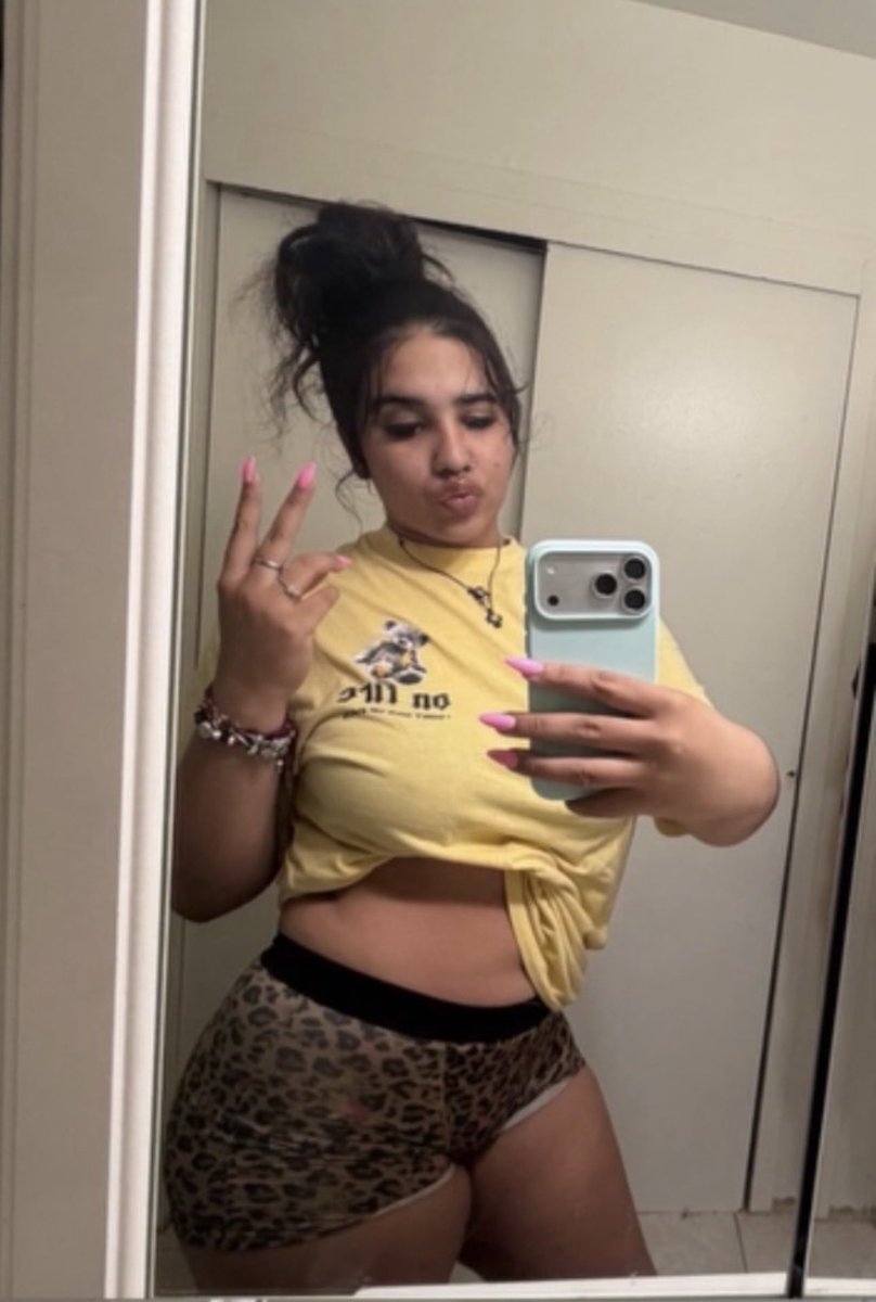 Terryup88's tweet photo. like + repost for my cousins sextape https://t.co/vCK1t9uC6h