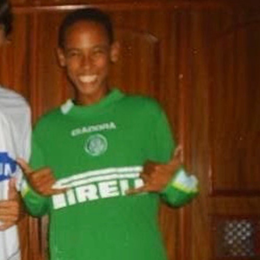 Pesgrau's tweet photo. Neymar triste com a eliminação do Santos kkkkkkkkkkkkkk https://t.co/wMIJcDNDbF