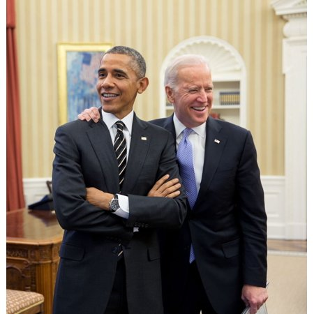 Damaan4u33's tweet photo. It wasn't long ago that America had two decent men as our presidents. They had class, knew how to smile and laugh, and had real compassion for the American people. Trump is the antithesis of everything they stood for. 

Let's send him and his dysfunctional administration packing. https://t.co/VIQqpQPEMC