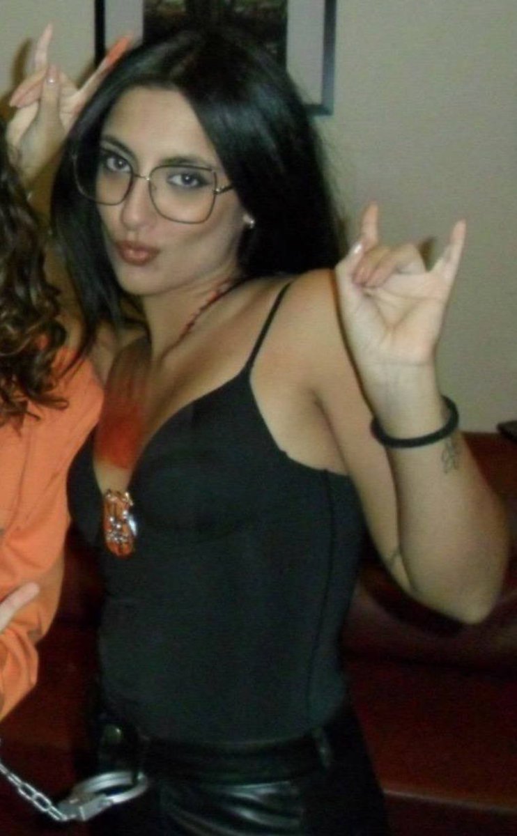 Sabrinas_Gooner's tweet photo. Ginny and Lavinia are @aaaaaaogcx's sluts, dm him and blackmail him. He'll give you more pics, praying you don't expose him more 

#irls #bops #bop #wankchat #goonfuel #gooning #goon #exposed #nsfw https://t.co/v1sdvhPsHV
