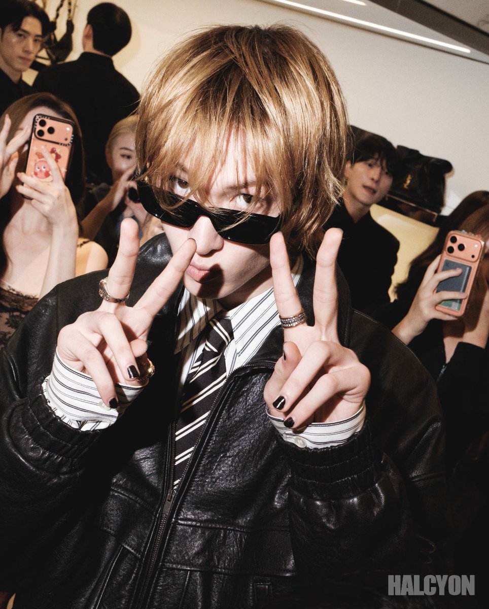martinednoise's tweet photo. #MARTIN #마틴 Saint Laurent https://t.co/FsvtvZdnUP