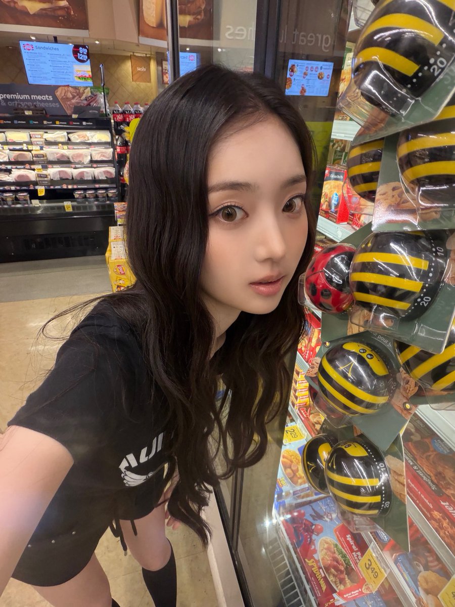 bxnkxng_'s tweet photo. 260903 #이솔 버블🫧 https://t.co/FPx75WrJPL
