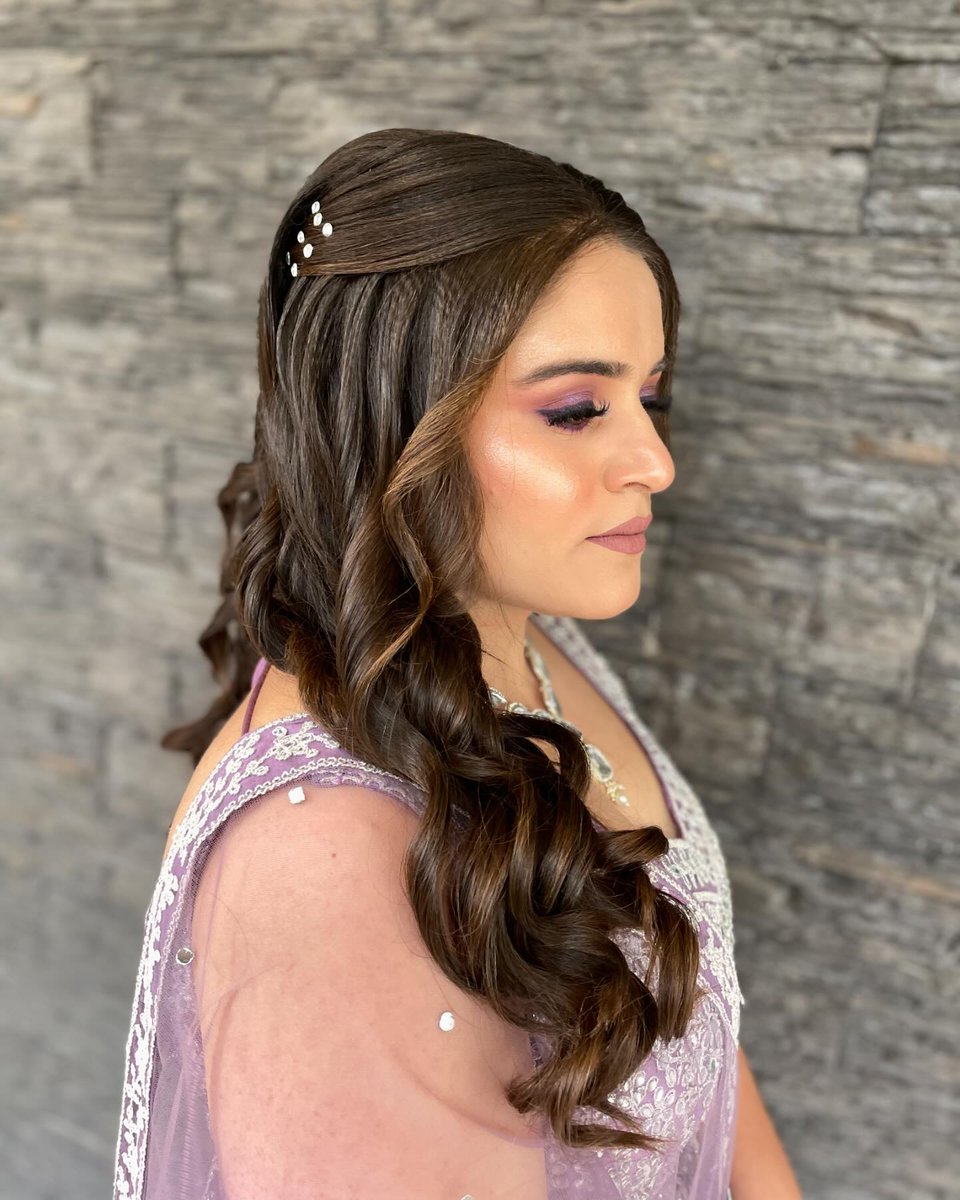 MistieFell38pc's tweet photo. Engagement hairstyle by @simrankaur13 https://t.co/p3cQ5gRwCq