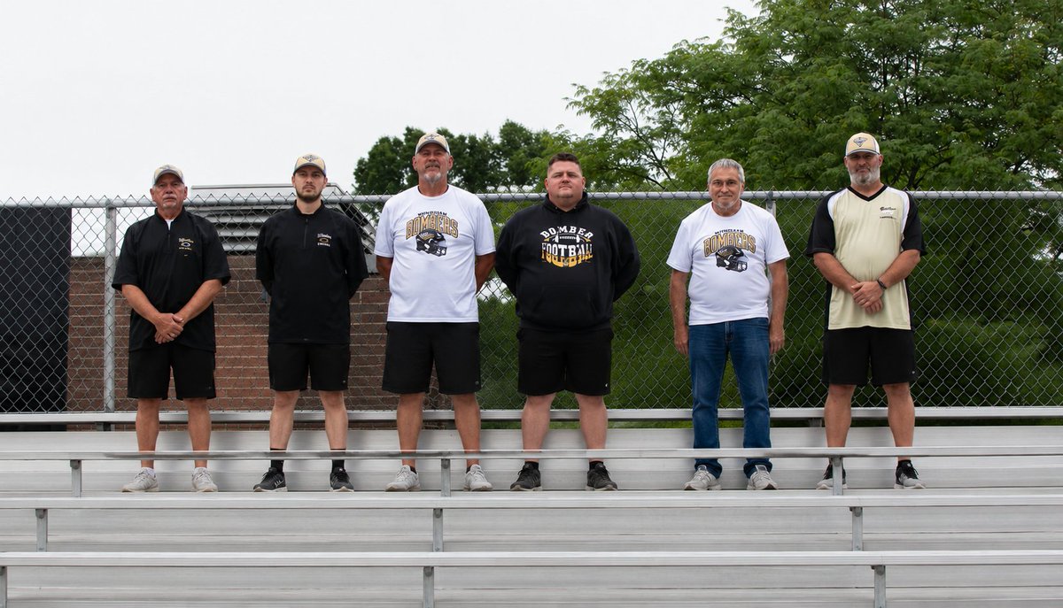 WindhamWHS's tweet photo. “A coach is someone who tells you what you don’t want to hear, who has you see what you don’t want to see, so you can be who you have always known you could be.”Tom Landry
@tmobile #Entry #FN5GL #fridaynight5g #windhambombers  #whsathleticboosters #windhamexemptedvillageschools https://t.co/0R8RMhXrCe