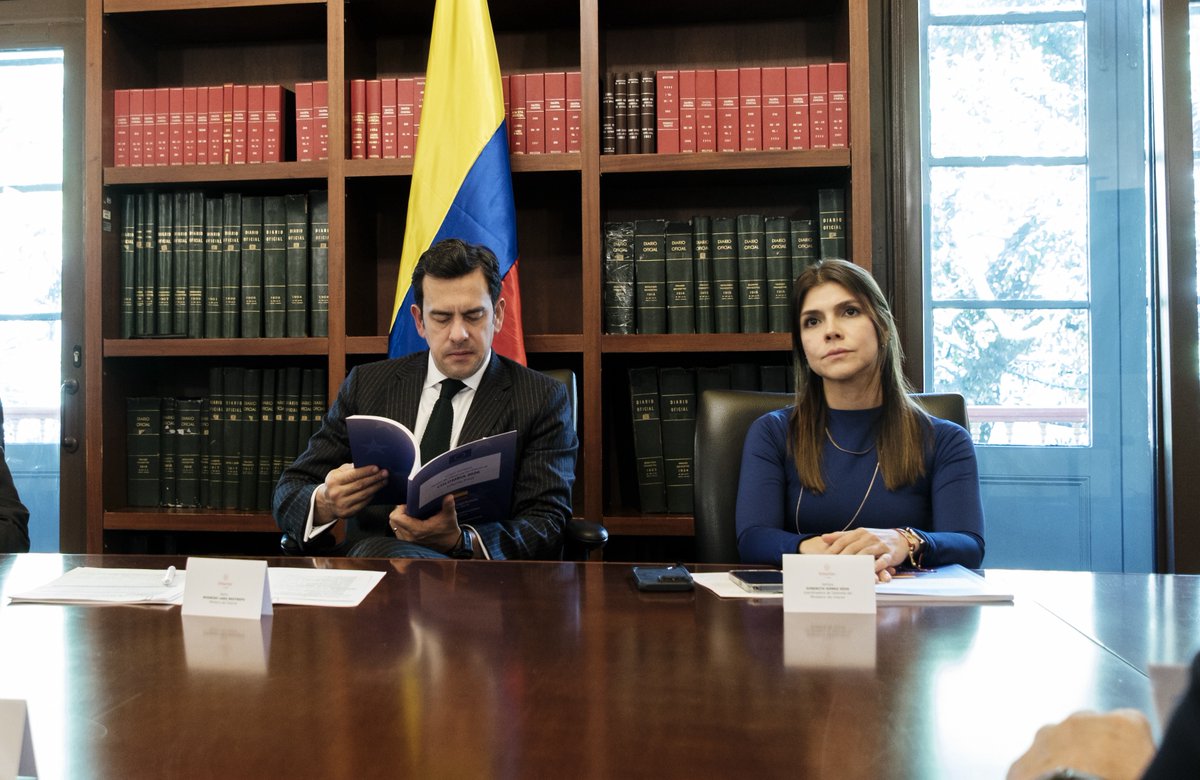 moeuecolombia26's tweet photo. El jefe de misión, Esteban González Pons, se reunió con el ministro del Interior, Rodrigo Lara, para intercambiar opiniones sobre el Informe Final de la MOE UE, que incluye un conjunto de recomendaciones para futuros procesos electorales.
📌 El informe será presentado oficialmente mañana, 3 de septiembre, en una rueda de prensa en Bogotá.
🔗 Conéctate para seguir el evento en línea: https://t.co/d1JRq30hJU

#moeuecolombia2026 #colombia2026 #elecciones2026 #eleccionescolombia