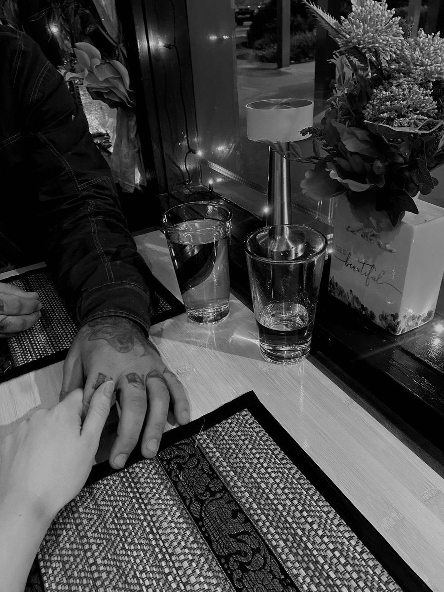 Madame_Janae's tweet photo. Dinner with my love, aaaand you’re at home sad jerking while you pay for our meal. The life of a cuck is a humiliating one, isn’t it? 🖤:( https://t.co/bzxOOkch9u