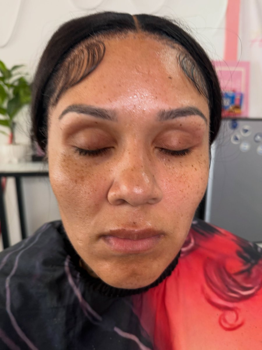 juliangraza's tweet photo. Flawless frontal quick weave with @rich_strands bundles and 18” frontal. Second install using silk serum and hair polish for a sleek, lasting finish. Atlanta https://t.co/Qmf9Sqjb5c