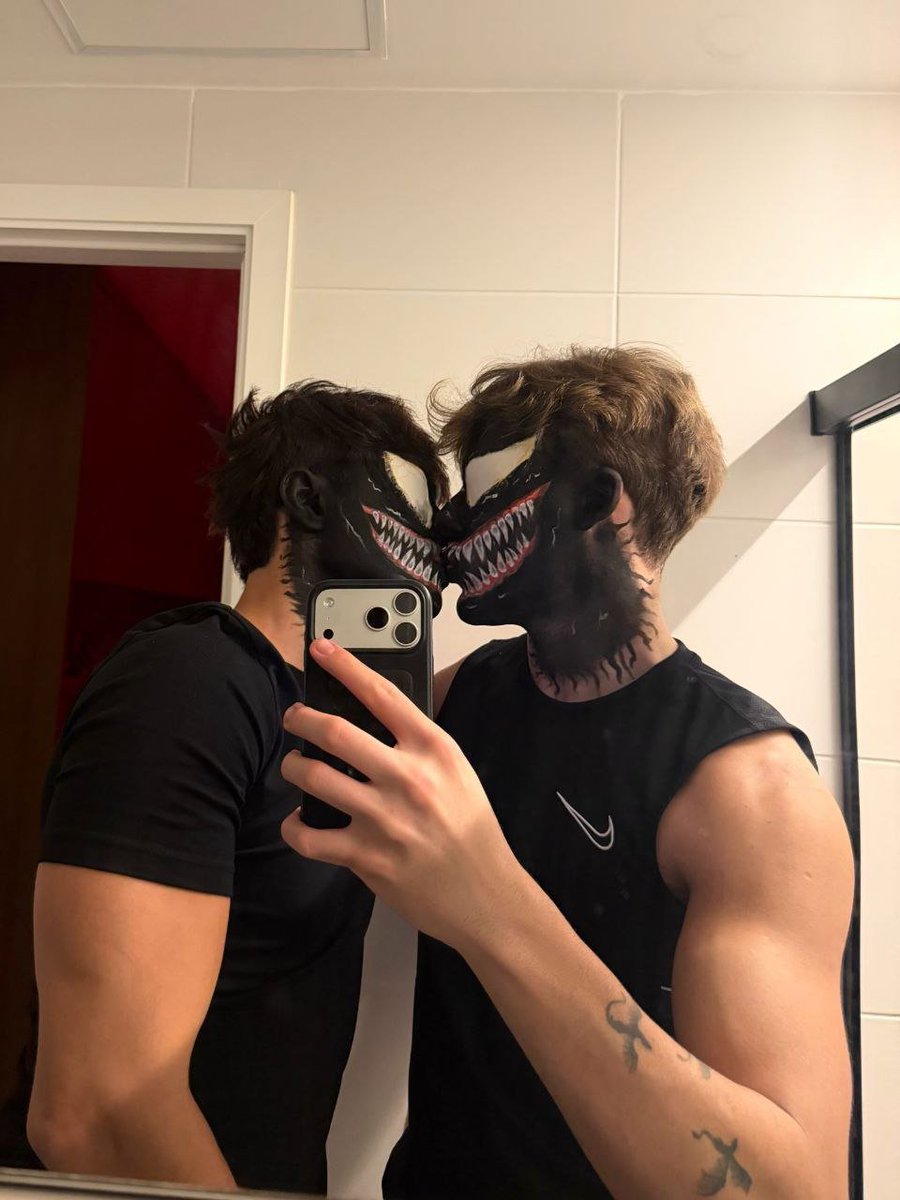 Jannamartins's tweet photo. Os venons mais gostosos 🥵🥵🤤 https://t.co/6uqPy1YmIT