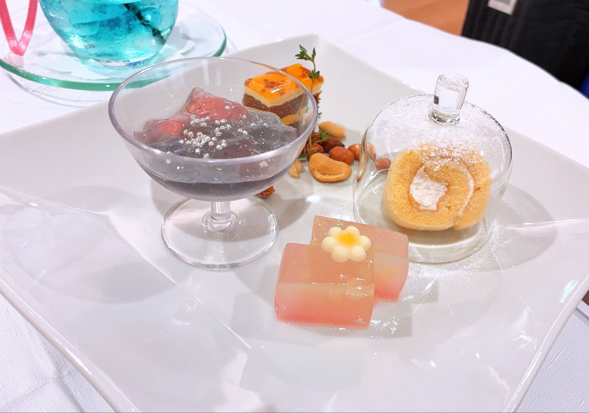 mya25pg's tweet photo. あにかへ後半戦🍽´- https://t.co/243S2c7qzK