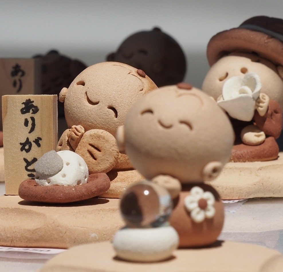 Kirakuboh's tweet photo. Part 94
Healing Time
Okame Hyottoko clown with Sake
Jizo Baby by Zenmei
Wooden Frog at Takashimaya
Salamanders from web
癒しの時
おかめひょっとこで昼飲み
夢わらべ 善めい 作
木彫蛙 高島屋ギャラリーにて
山椒魚 webより https://t.co/A1N9jGE8MU