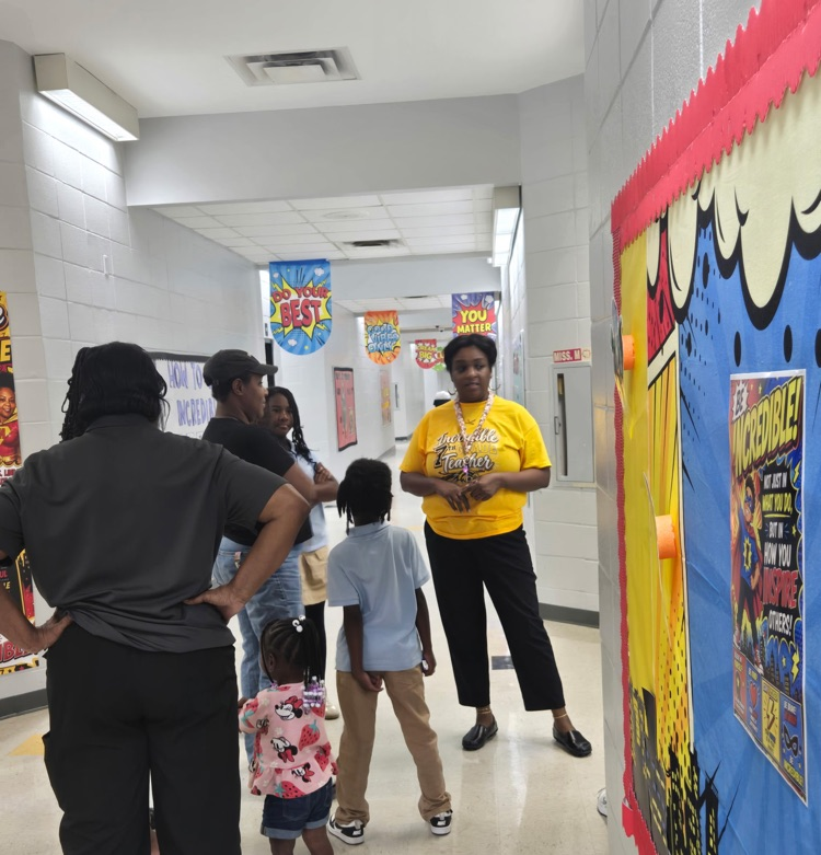 shatawinning's tweet photo. Thank you to all of our families who joined us for Open House! We loved connecting and engaging with you. Next up: Parent Pit Stop—Sept. 24, 7:30–8:30 AM! Drive up, meet with teachers, get updated grades &amp; a FREE book! 
#StHelenaWinning #YearOfTheIncredible https://t.co/WU4qlDP6wM