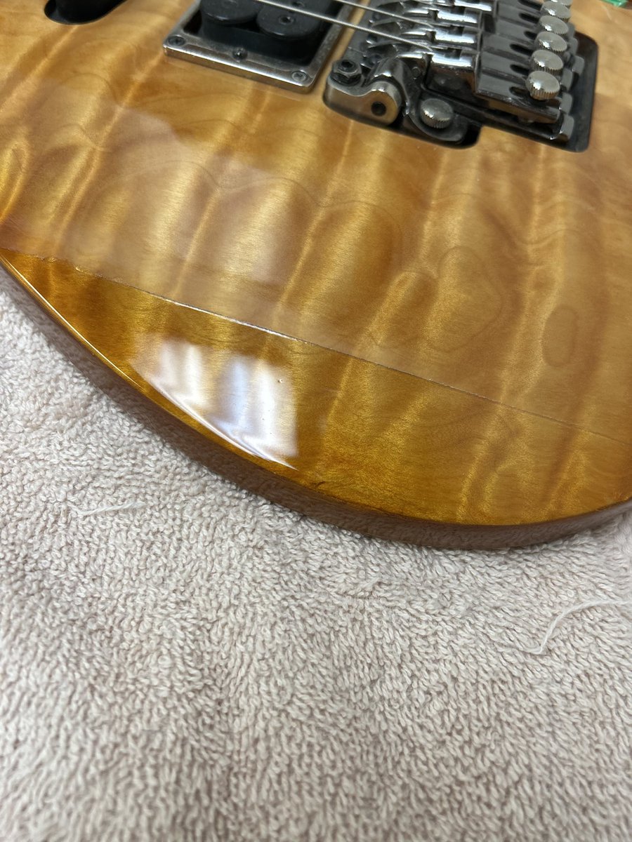 DmcgillOpextec's tweet photo. @RoyRogers_HTMS Working on this now!  The tornado in Menasha Wisconsin threw a tree against the house and this guitar fell from the wall!  Just curing now.  Should be good! https://t.co/h6G1SpUe8T