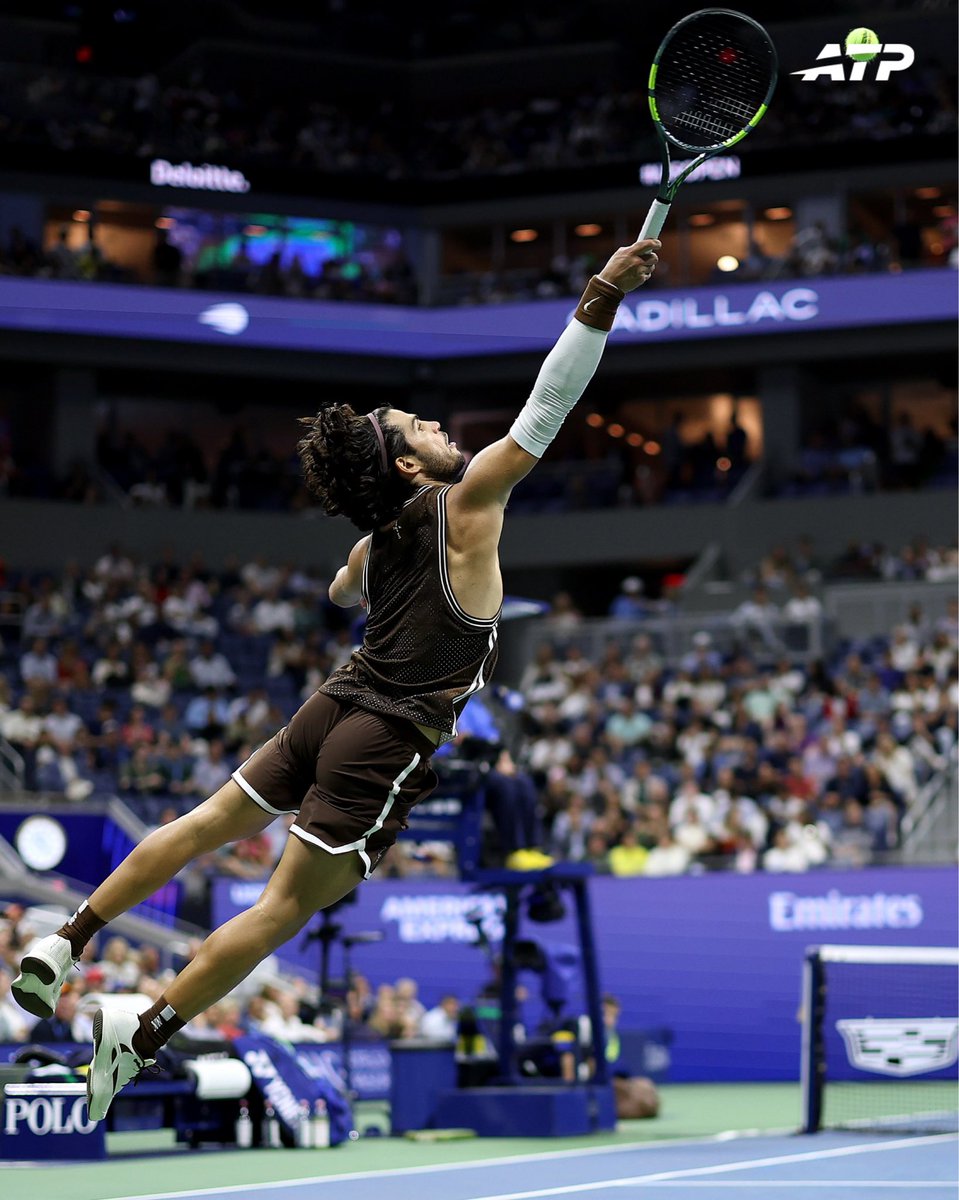 atptour's tweet photo. He got UP there 🚀

@usopen | #USOpen | @carlosalcaraz https://t.co/Wp5w5phKKX