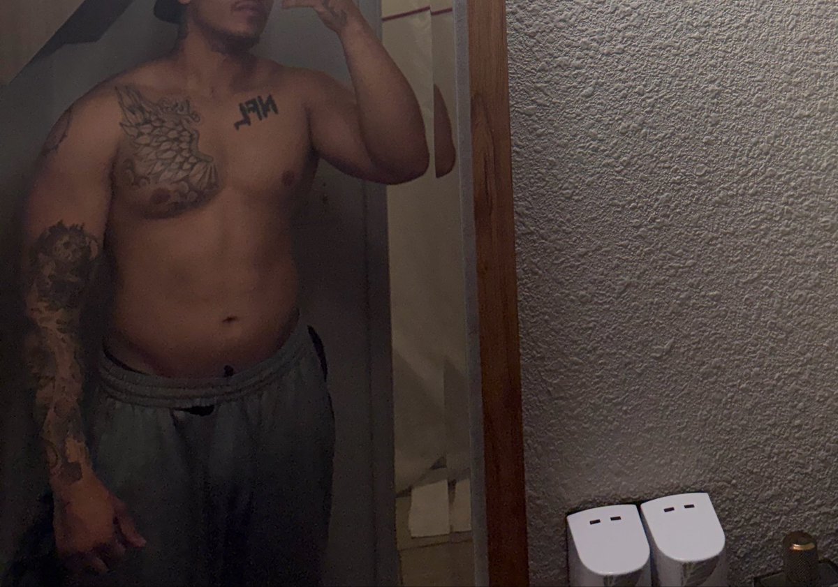 BIGBANKLEE28's tweet photo. Body https://t.co/B1b2SX4bMT
