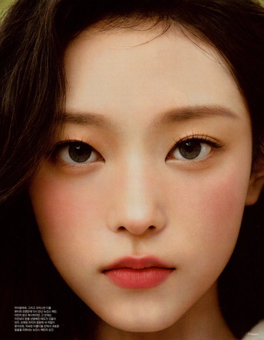 PopBeeee's tweet photo. NewJeans' HAERIN will attend an offline Dior Beauty event on September 7 — her first in-person appearance since returning to ADOR!! I missed you so much, girl 😭
#haerin #HAERIN #NEWJEANS https://t.co/UWDfjxX7ad