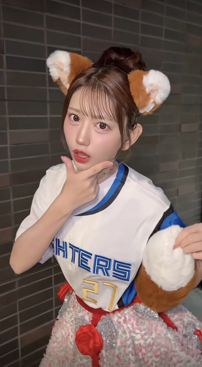 fruits_dunk's tweet photo. 🦊の大量供給ありがたい！
これビジュの良さはさすがに総意！
#白石まゆみ https://t.co/6mg6xUtojS