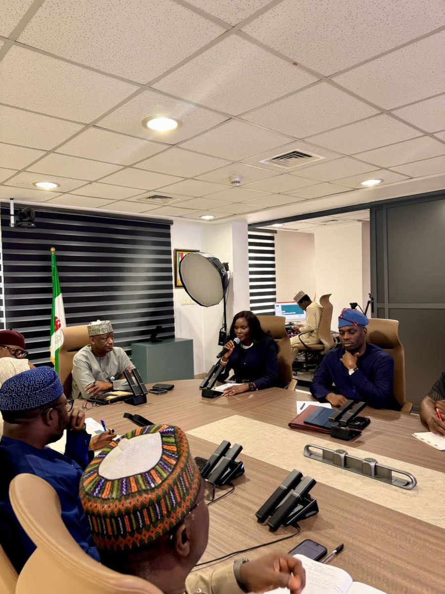 lasercng's tweet photo. LASERC and NISO reaffirm their commitment to strengthening collaboration and establishing clear operational interfaces between the national and Lagos State electricity markets to support a reliable, secure and sustainable electricity system.
#LASERC #NISO #LagosElectricityMarket https://t.co/lzv5pE5cj9